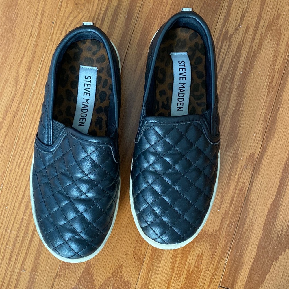 Steve Madden kids slip-ons size 13